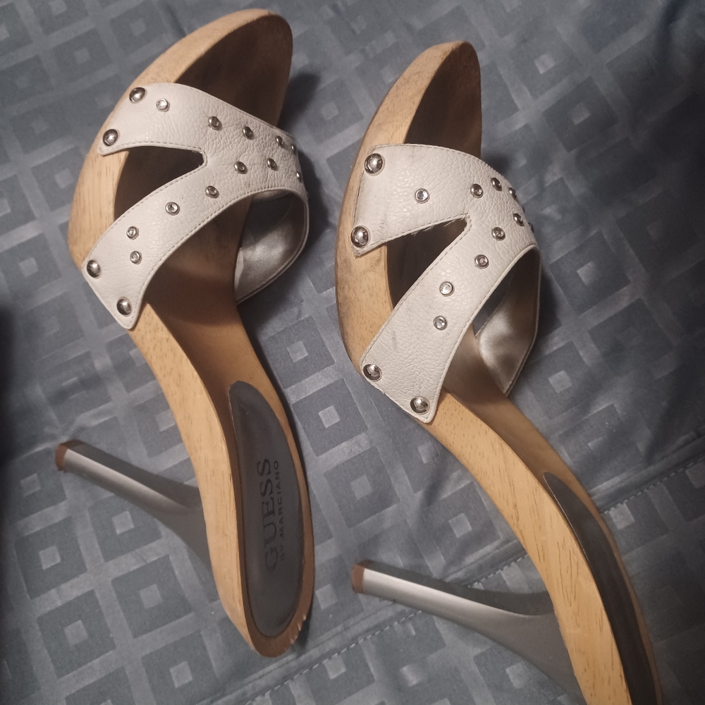 Shoes - Picture 2 of 4